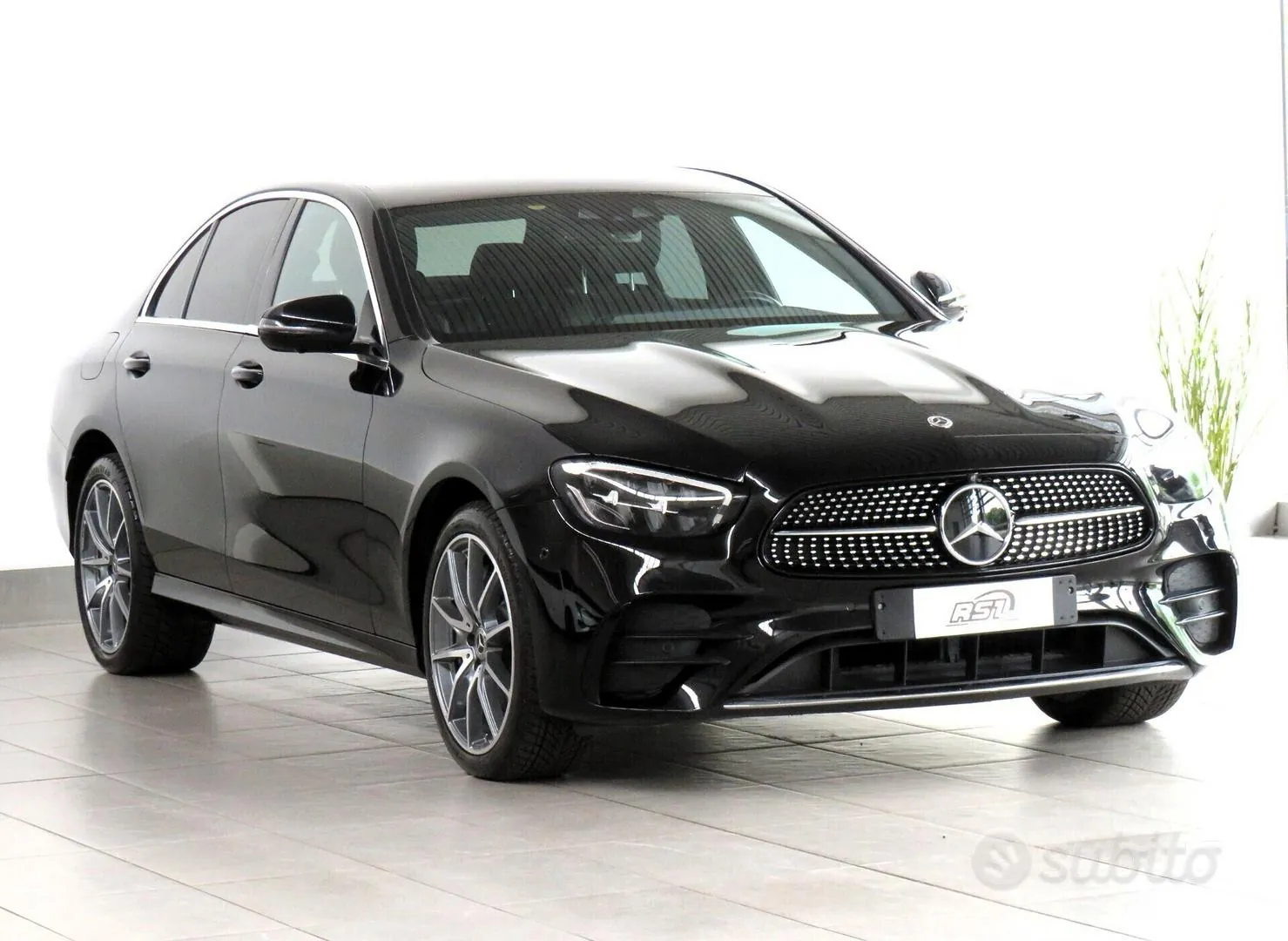 Mercedes-Benz E-Class 2022 photo 4