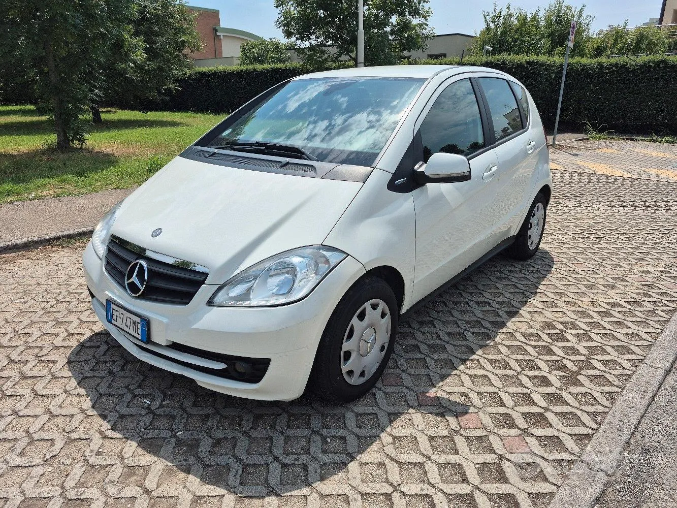Mercedes-Benz A