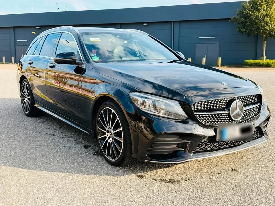 Mercedes-Benz W205