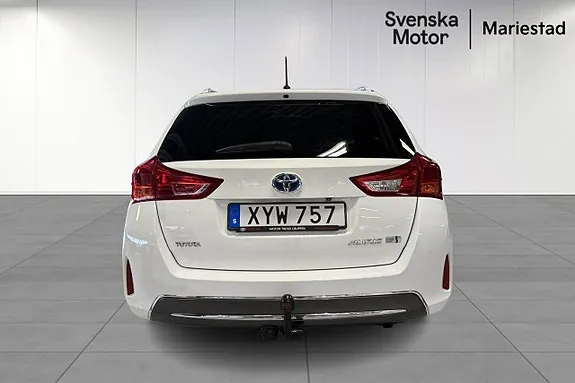 Toyota Auris 2014 photo 5