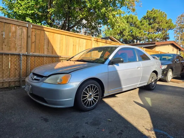 Honda Civic 2002 photo 3