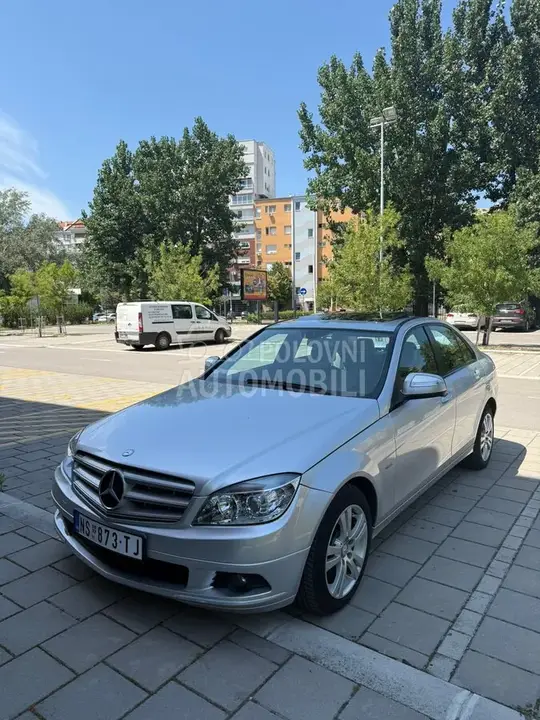Mercedes-Benz C 220