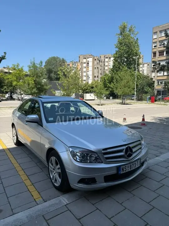 Mercedes-Benz C 220