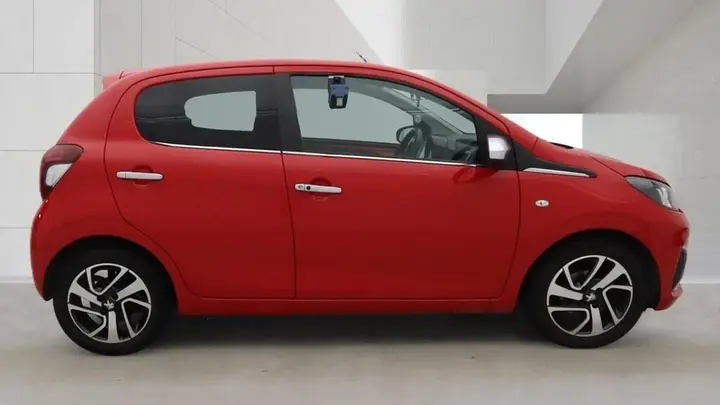 Peugeot 108 2015 photo 5