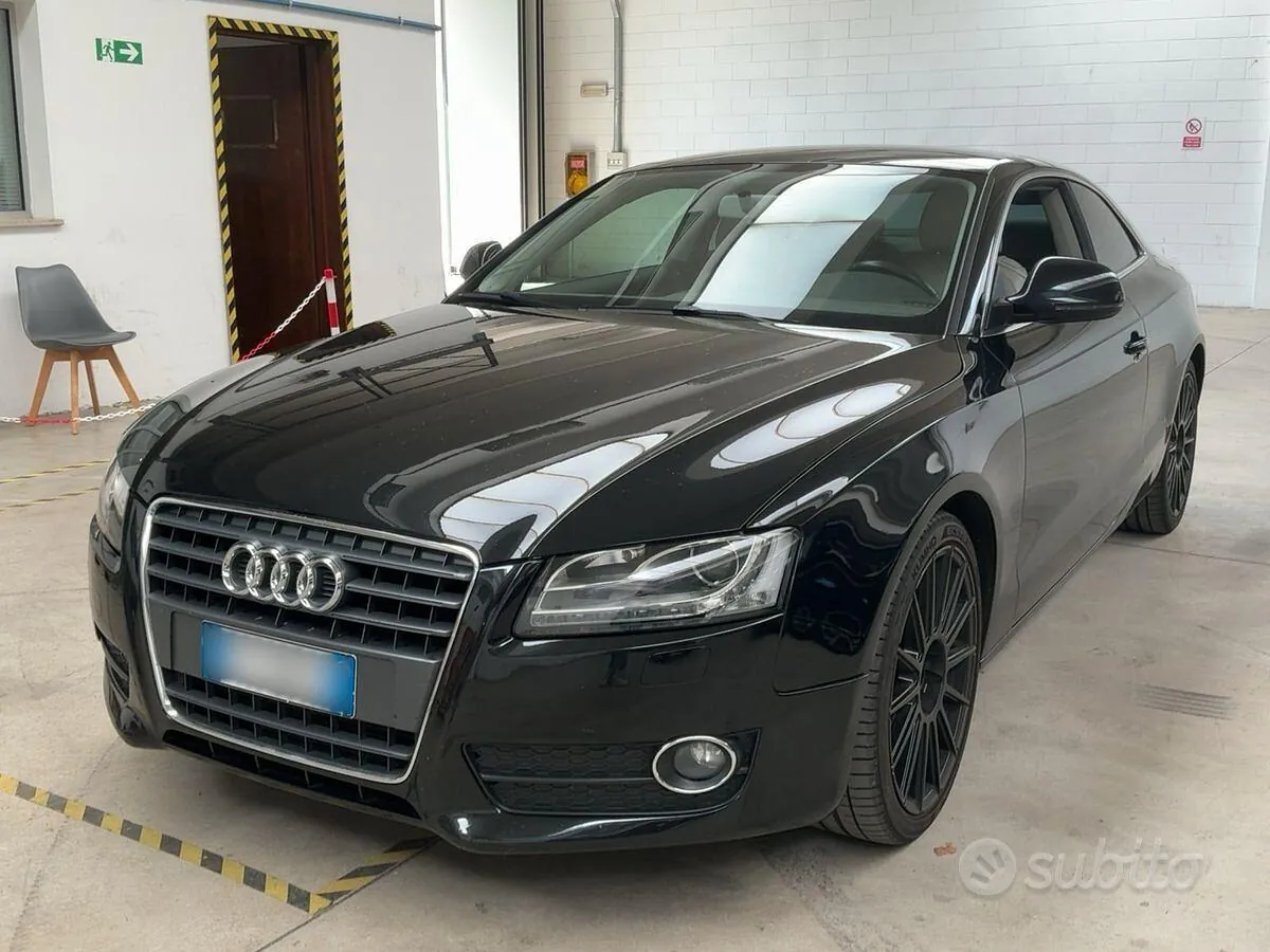 Audi A5 2009 photo 4