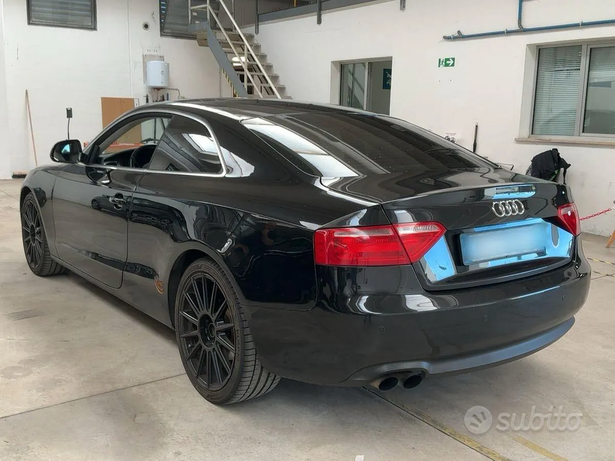 Audi A5 2009 photo 5