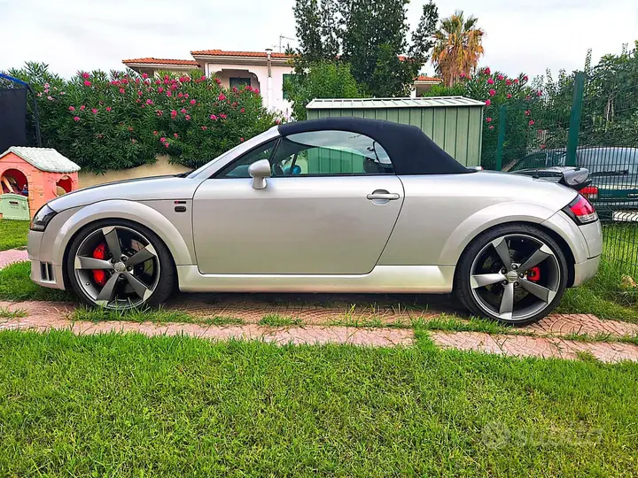 Audi Tt 2000 photo 4