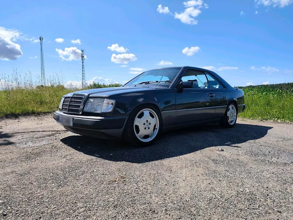 Mercedes-Benz 300Ce W124