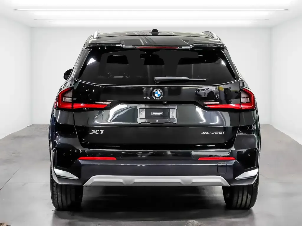 BMW X1 2023 photo 3