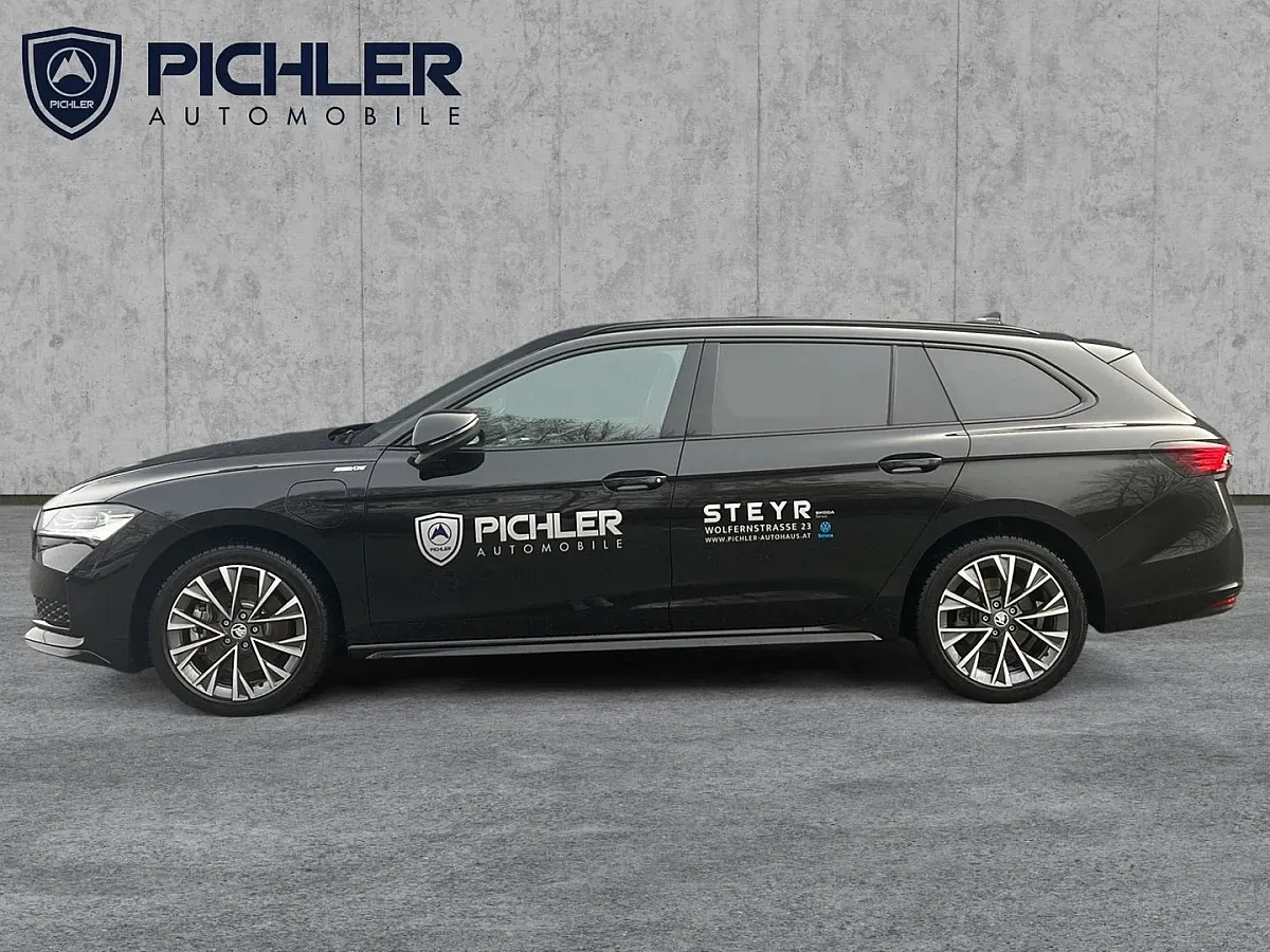 Skoda Superb 2025 photo 3