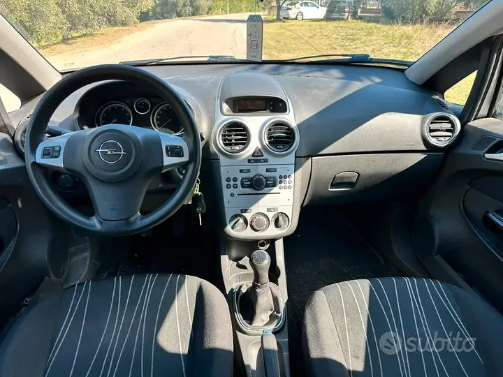 Opel Corsa 2010 photo 5