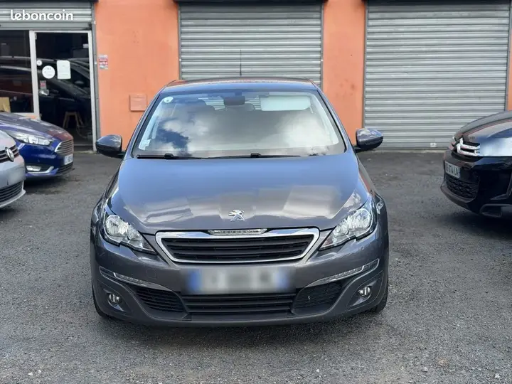 Peugeot 308 2017 photo 2