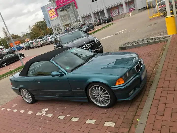 BMW 328I