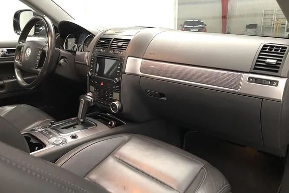 Volkswagen Touareg 2009 photo 5