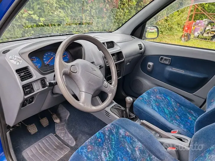 Daihatsu Terios 1999 photo 4