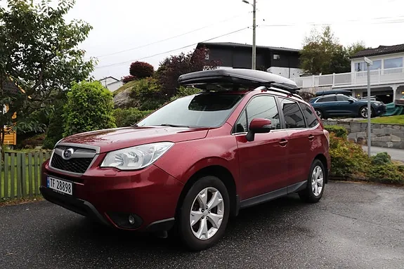 Subaru Forester 2013 photo 2