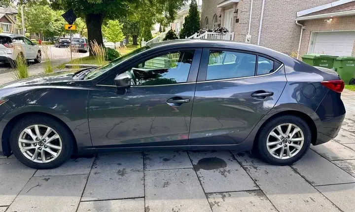 Mazda 3 2015 photo 3