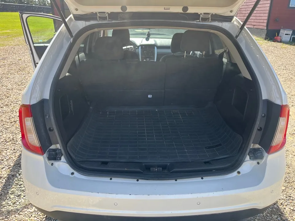 Ford Edge 2011 photo 4