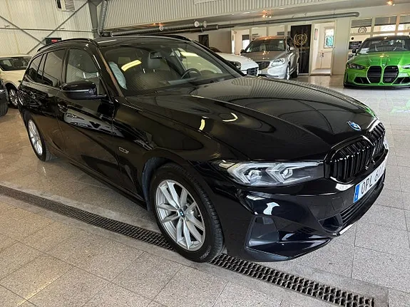 BMW 330E