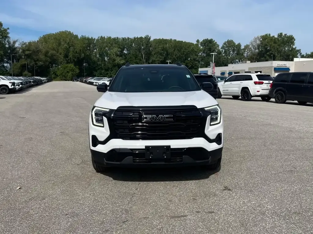 GMC Terrain 2027 photo 2