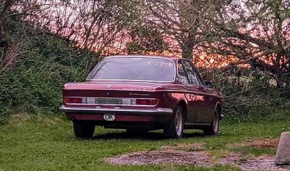 BMW 2000 1970 photo 2