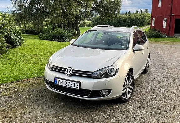 Volkswagen Golf Vi 2011 photo 2