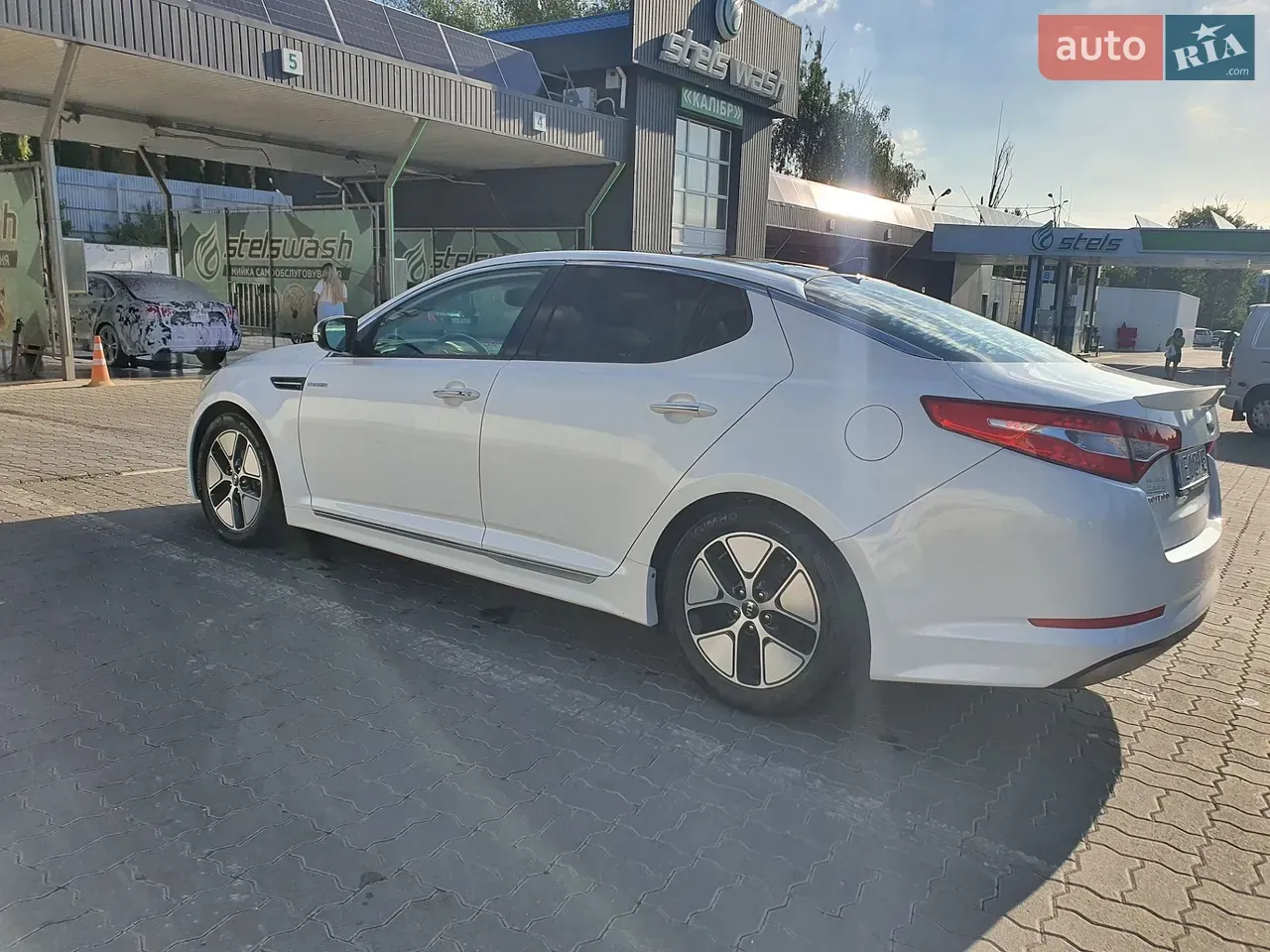 Kia Optima 2013 photo 2
