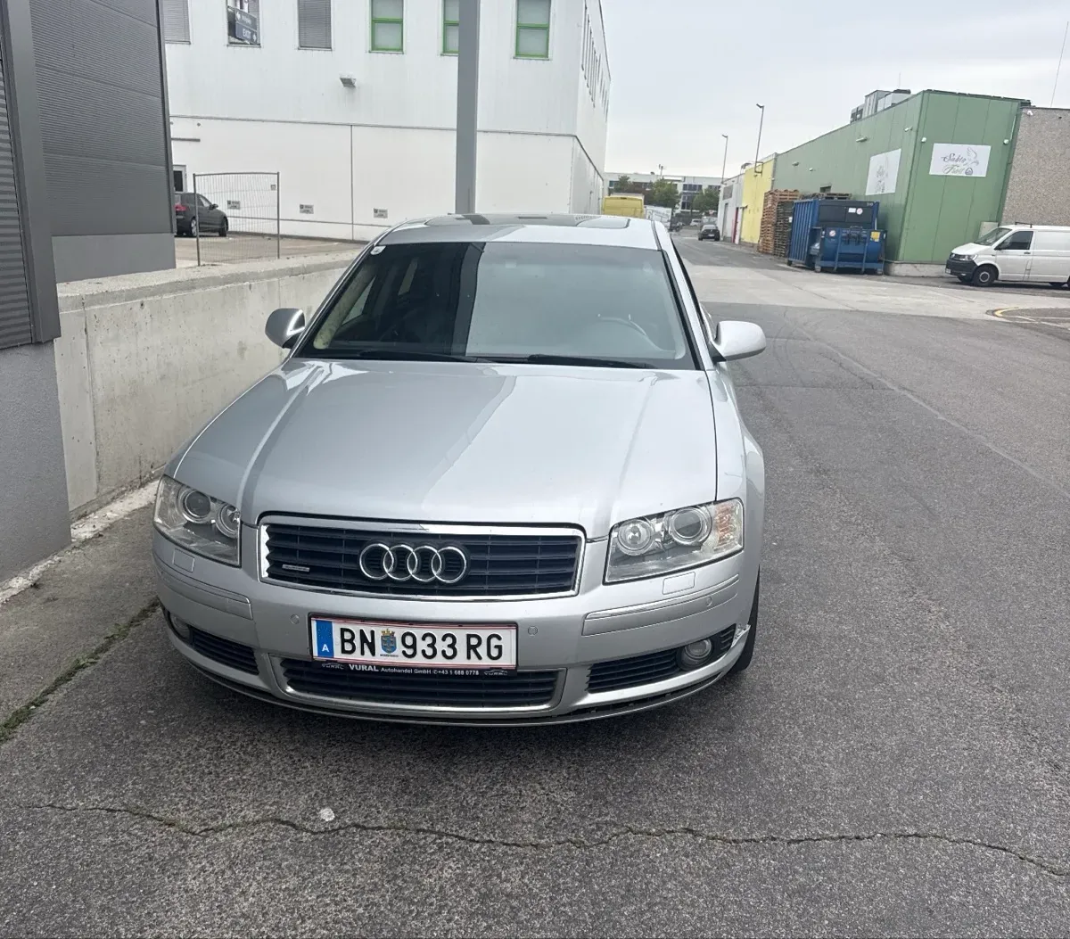 Audi A8 2004 photo 3
