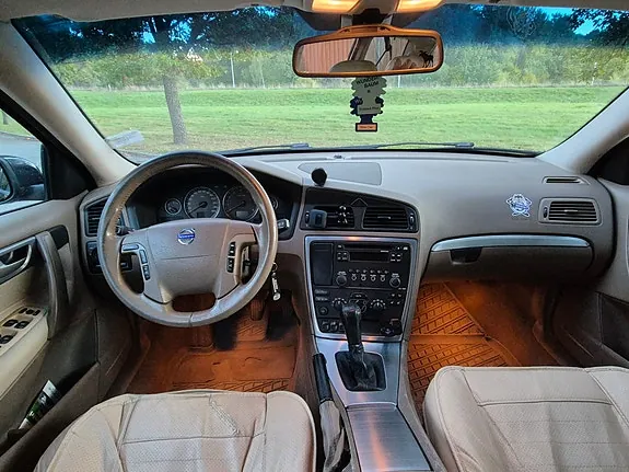 Volvo V70 2005 photo 5