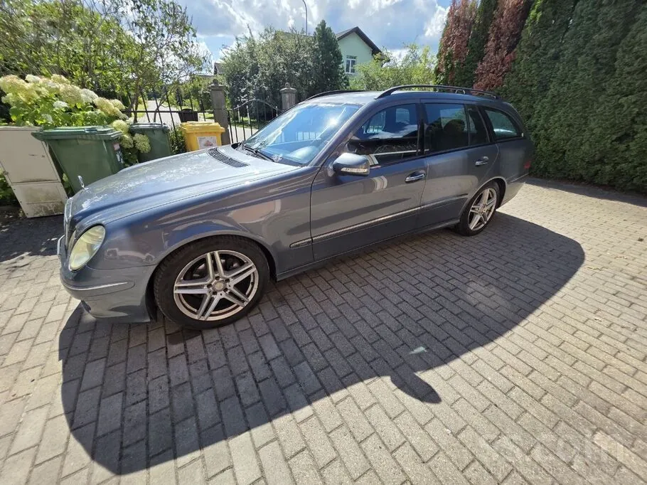 Mercedes-Benz E280 2007 photo 5