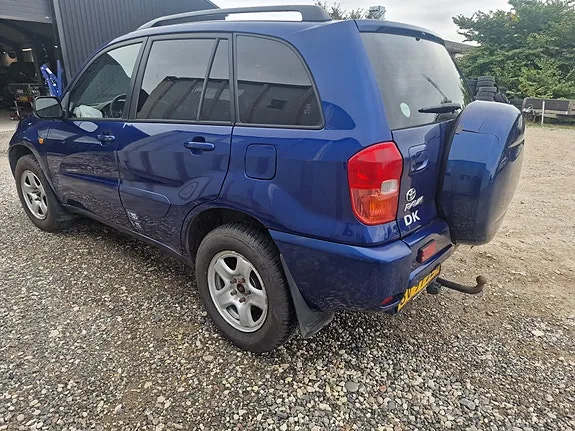 Toyota Rav4 2003 photo 2