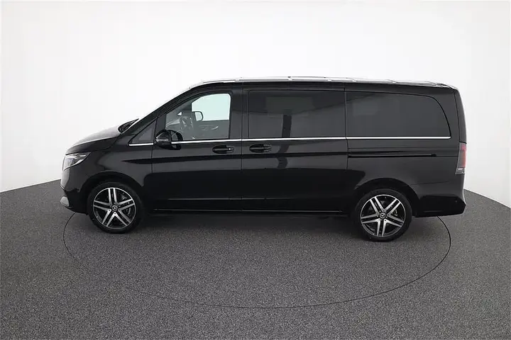 Mercedes-Benz V-Class 2024 photo 3