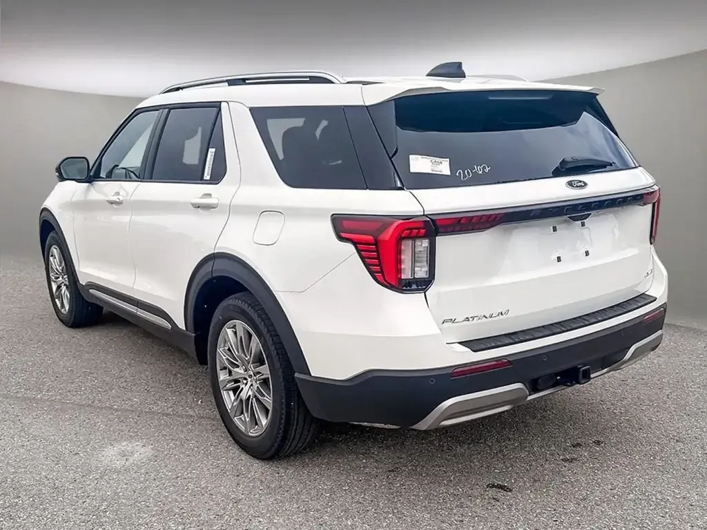 Ford Explorer 2026 photo 4