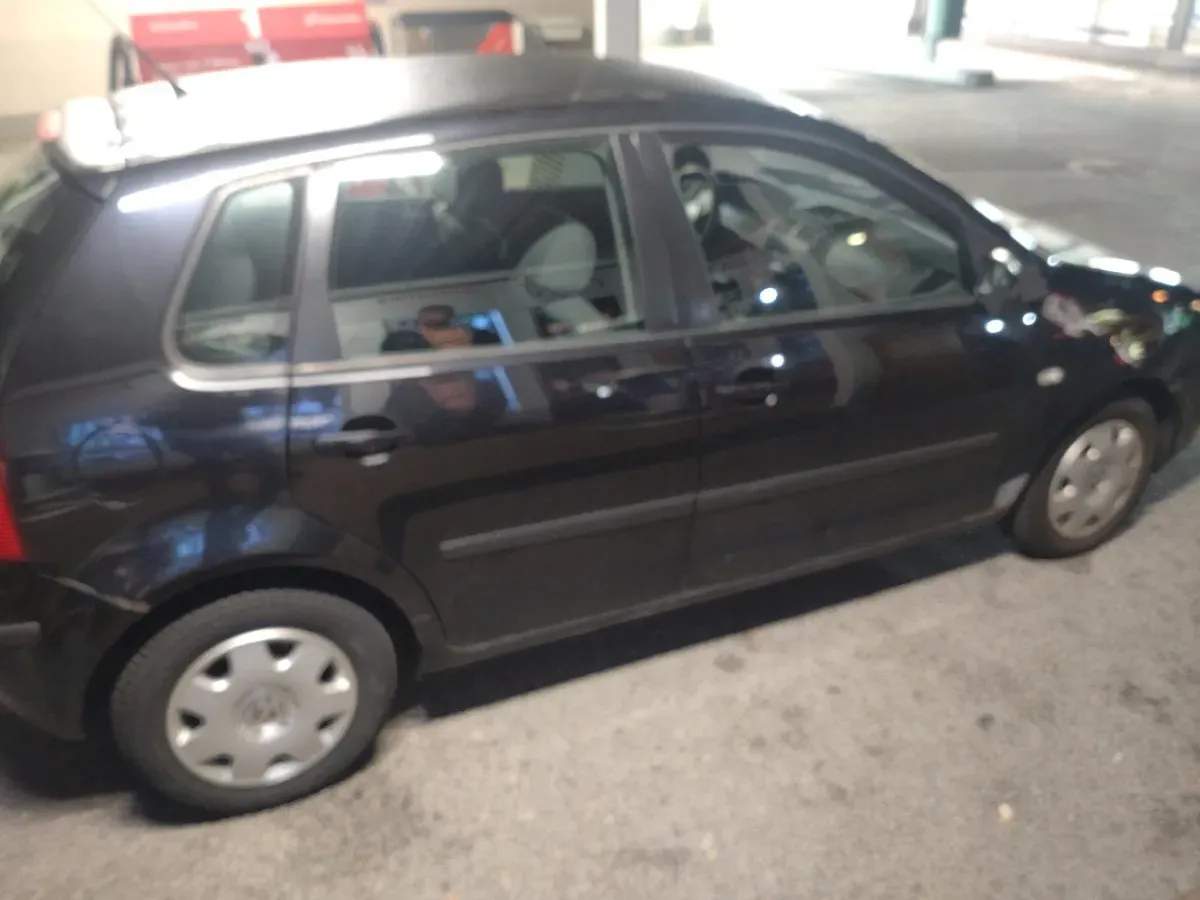 Volkswagen Polo 2003 photo 3