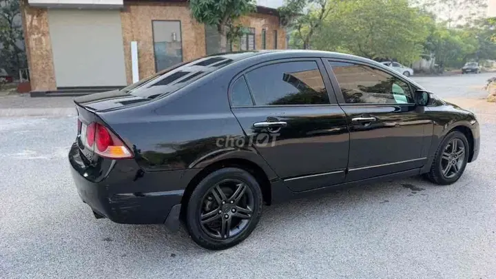 Honda Civic 2007 photo 2
