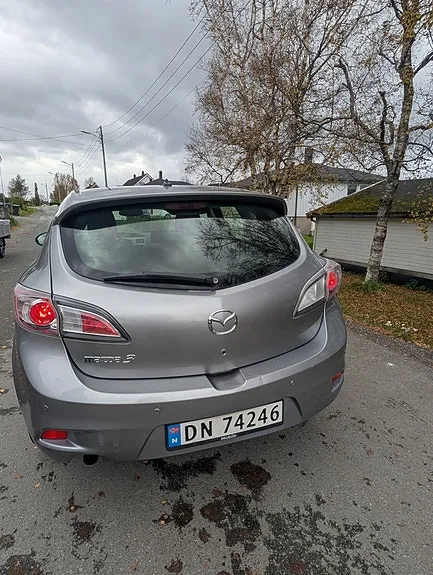 Mazda 3 2011 photo 3