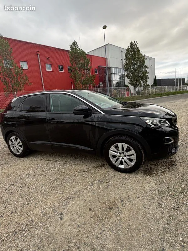 Peugeot 3008 2018 photo 2