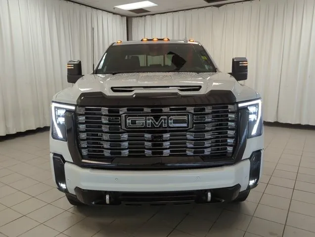 GMC Sierra 2500Hd 2026 photo 3