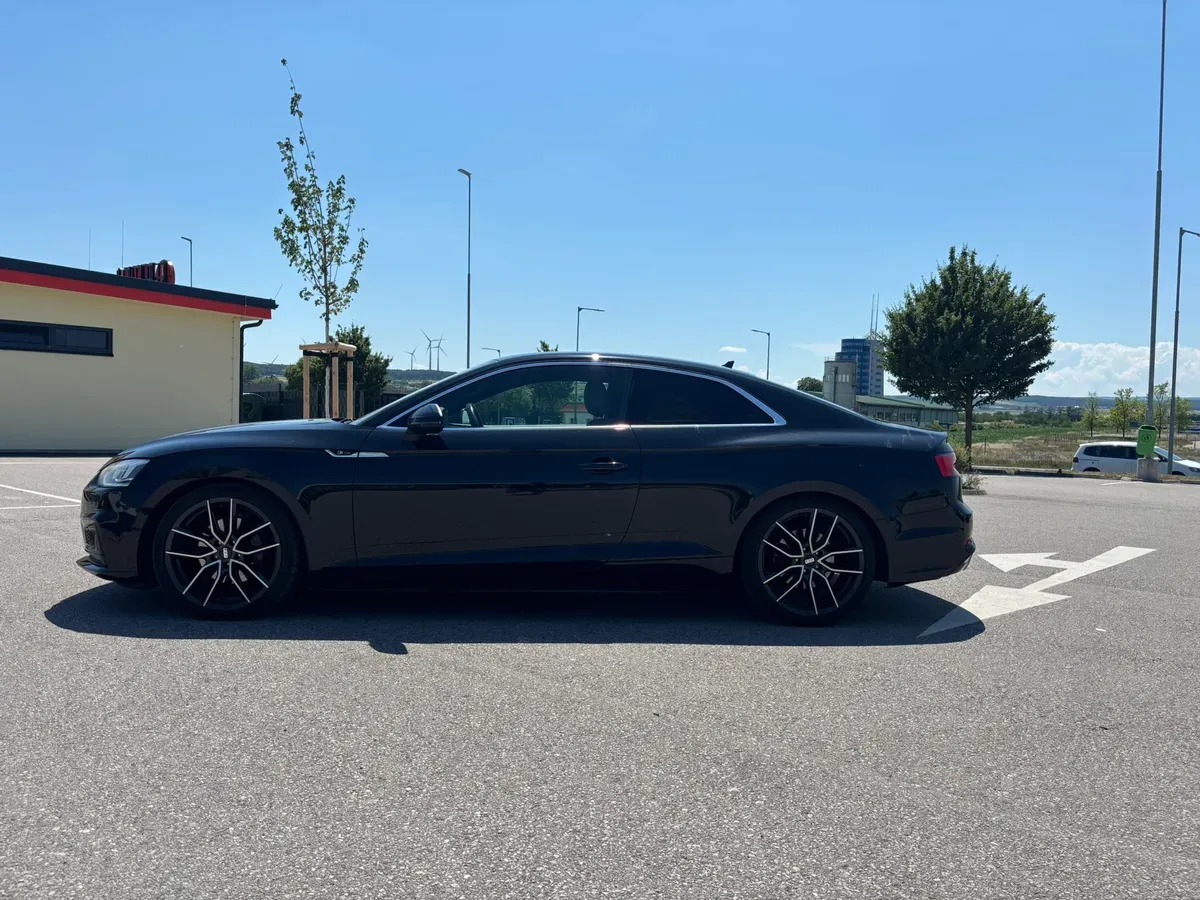 Audi A5 2016 photo 2