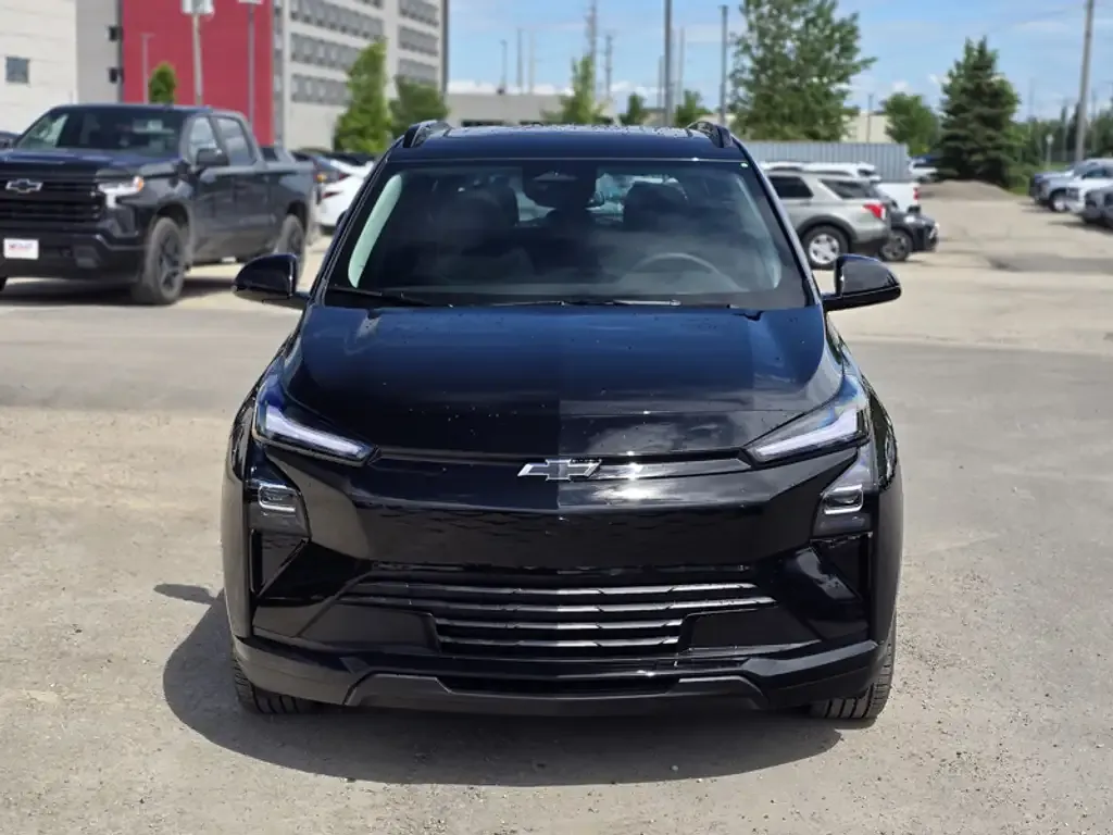 Chevrolet Bolt 2027 photo 2