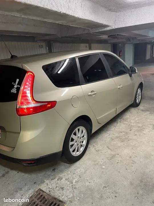Renault Grand Scenic