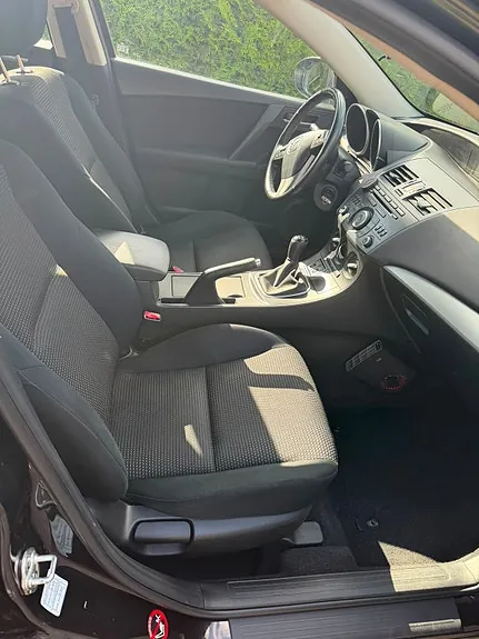 Mazda 3 2011 photo 5
