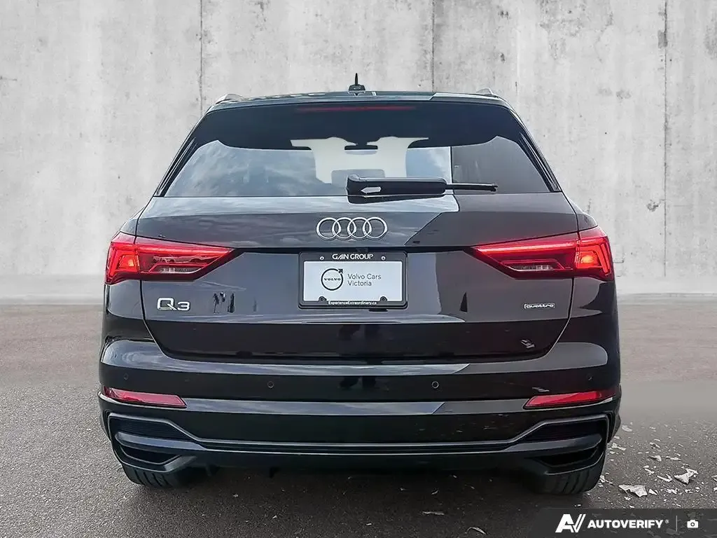 Audi Q3 2021 photo 5