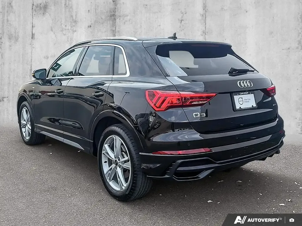 Audi Q3 2021 photo 4
