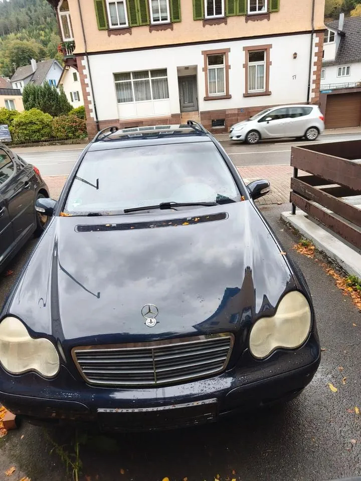 Mercedes-Benz C 180