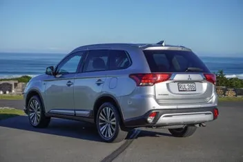 Mitsubishi Outlander 2022 photo 4