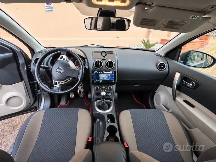 Nissan Qashqai 2012 photo 4
