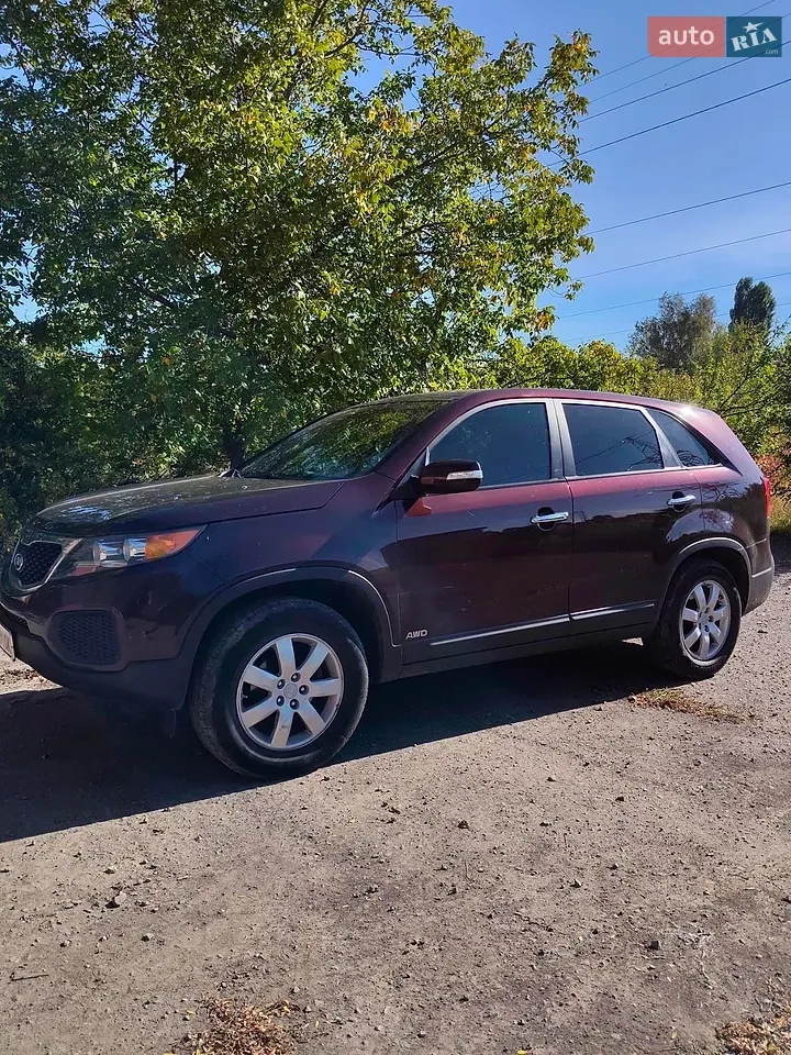 Kia Sorento 2011 photo 2