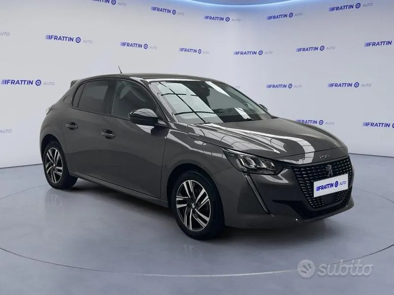 Peugeot 208 2023 photo 4