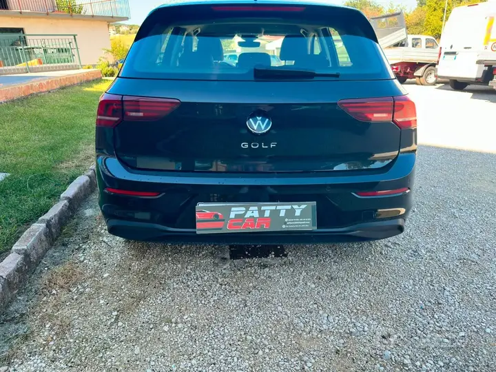 Volkswagen Golf 2025 photo 5